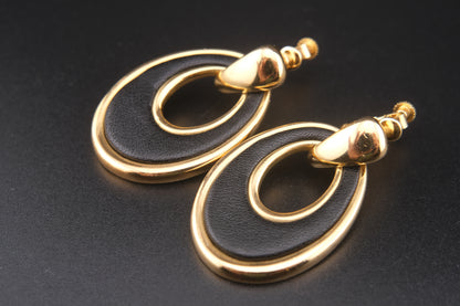 Vintage Hanae Mori Black Leather & Gold Oval Clip-On Earrings – 1980s Japanese Designer Jewelry