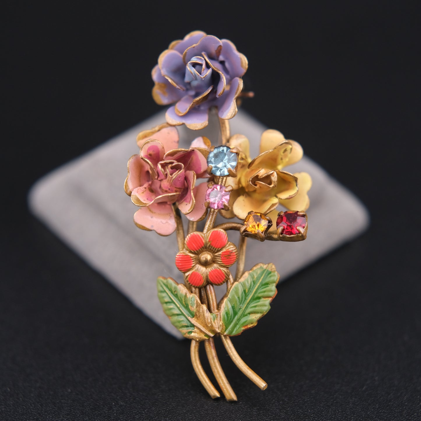 ❤️ Vintage Austrian Floral 1950s Brooch Gold Tone Enamel Rhinestone Bouquet Pin