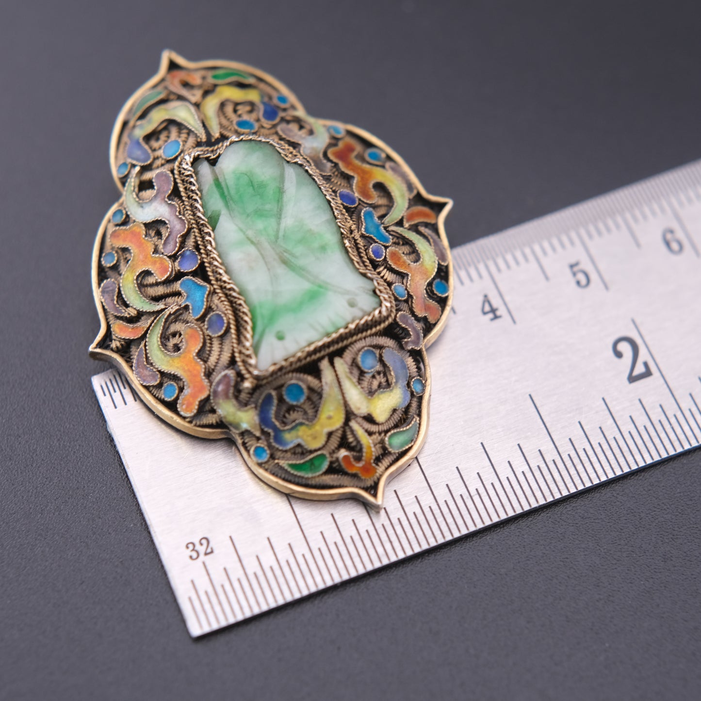 ❤️ Vintage Chinese Silver Filigree Enamel Jade Brooch 2" Green Stone