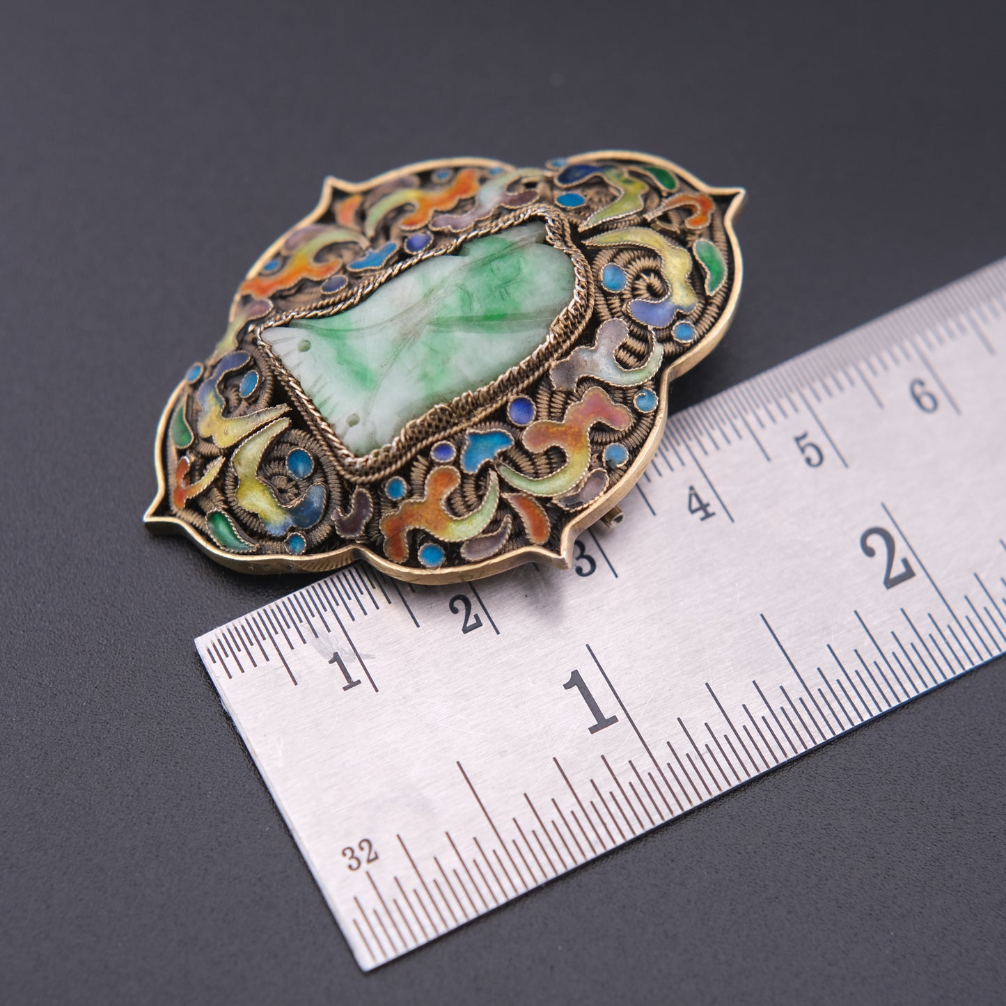❤️ Vintage Chinese Silver Filigree Enamel Jade Brooch 2" Green Stone