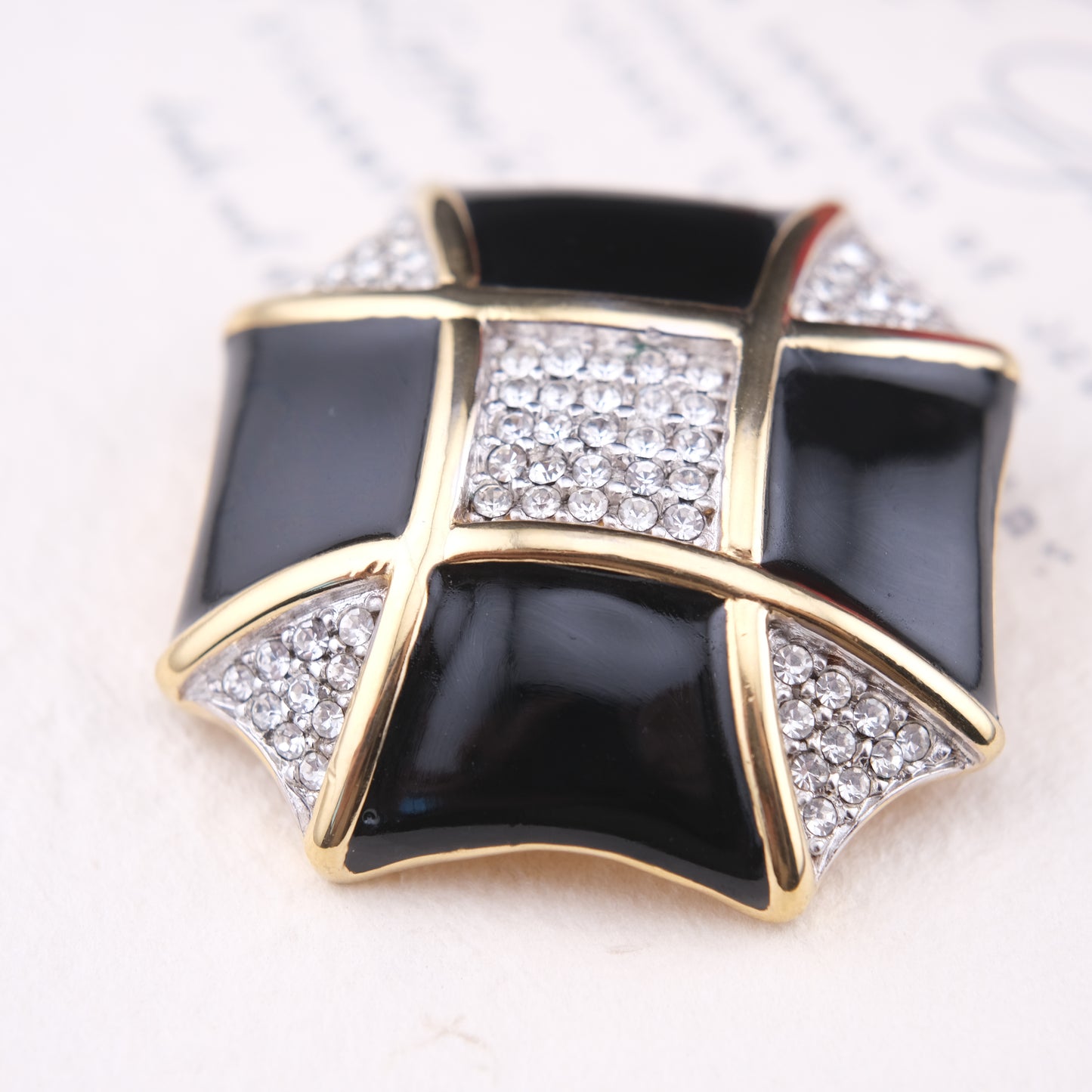 ❤️ Vintage Courrèges Paris Black Enamel & Crystal Sculptural Brooch