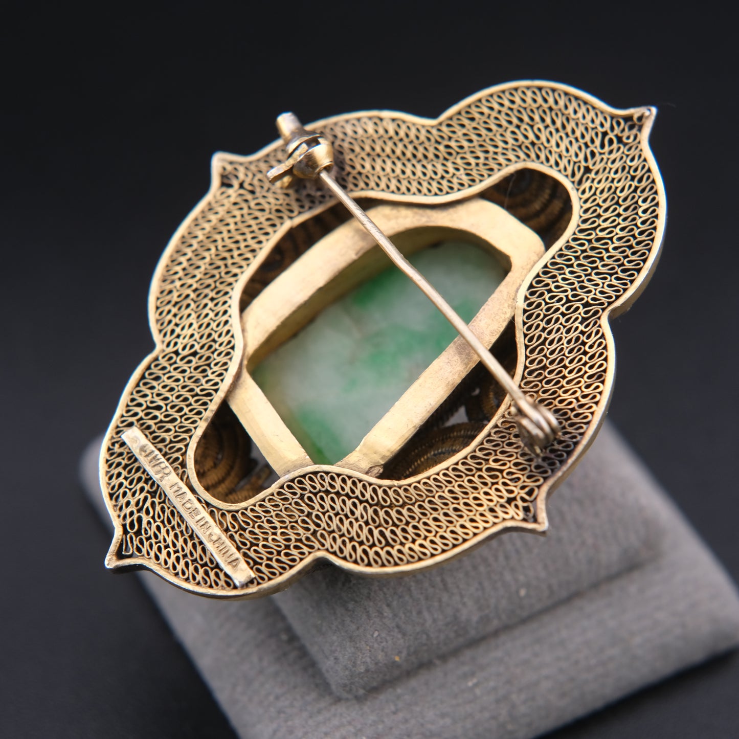 ❤️ Vintage Chinese Silver Filigree Enamel Jade Brooch 2" Green Stone