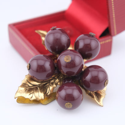 Vintage Red Berry Cluster & Gold Brass Leaf Dress Clip – Miriam Haskell Style
