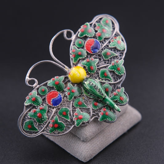 ❤️ Vintage Silver Filigree Enamel Butterfly Brooch Green Red Asian Motif 2.3”