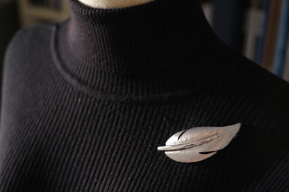 Givenchy Leaf Brooch – Silver-Tone with Brushed & Polished Finish