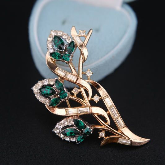 ❤️ Vintage Crown Trifari “Flirtation” Emerald Green Rhinestone Floral Brooch  Designed by Alfred Philippe, 1953