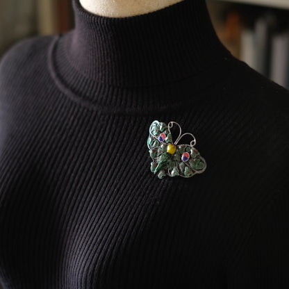 ❤️ Vintage Silver Filigree Enamel Butterfly Brooch Green Red Asian Motif 2.3”