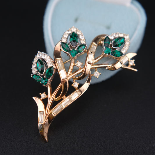 ❤️ Vintage Crown Trifari “Flirtation” Emerald Green Rhinestone Floral Brooch  Designed by Alfred Philippe, 1953