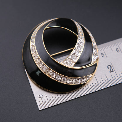 ❤️ Vintage Trifari Black Enamel & Rhinestone Domed Swirl Brooch