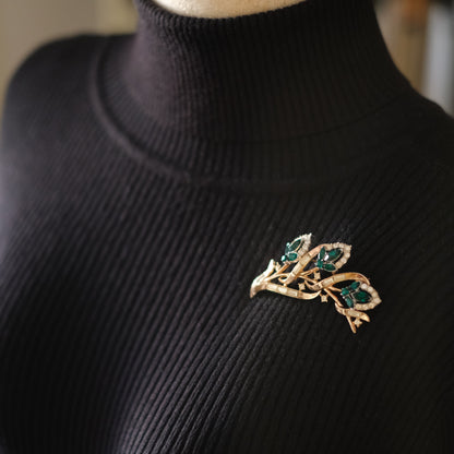 ❤️ Vintage Crown Trifari “Flirtation” Emerald Green Rhinestone Floral Brooch  Designed by Alfred Philippe, 1953