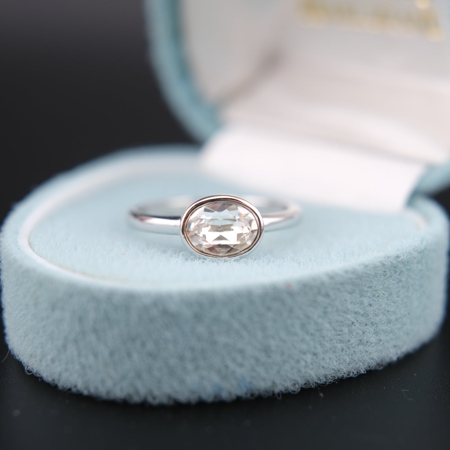 ❤️ Vintage Swarovski Oval Bezel Set Clear Crystal Ring – Size 58