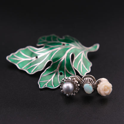 ❤️ Vintage High Silver Botanical Leaf Brooch with Opal & Pearl Accents