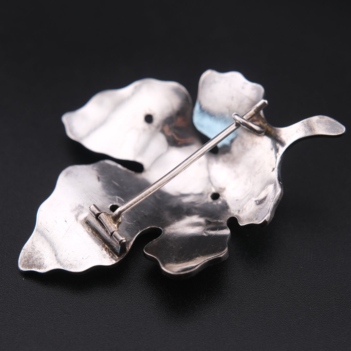 ❤️ Vintage High Silver Botanical Leaf Brooch with Opal & Pearl Accents