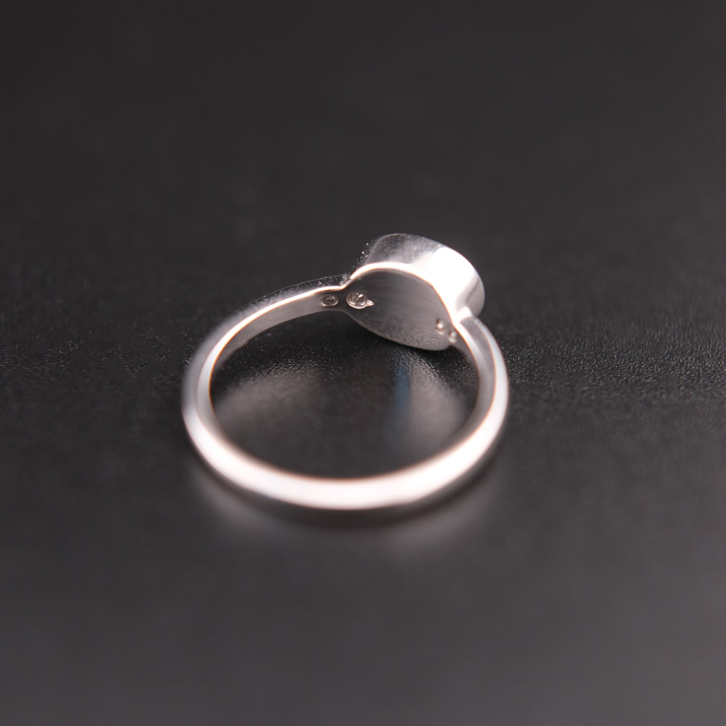 ❤️ Vintage Swarovski Oval Bezel Set Clear Crystal Ring – Size 58