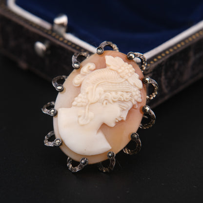 Vintage Shell Cameo Brooch – Hand-Carved Portrait in Ornate Silver Frame