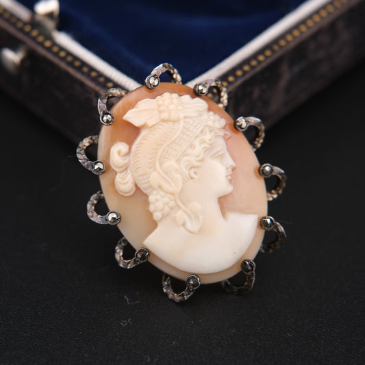 Vintage Shell Cameo Brooch – Hand-Carved Portrait in Ornate Silver Frame