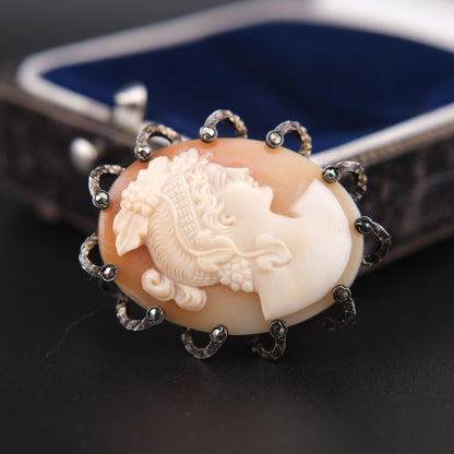 Vintage Shell Cameo Brooch – Hand-Carved Portrait in Ornate Silver Frame