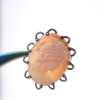 Vintage Shell Cameo Brooch – Hand-Carved Portrait in Ornate Silver Frame