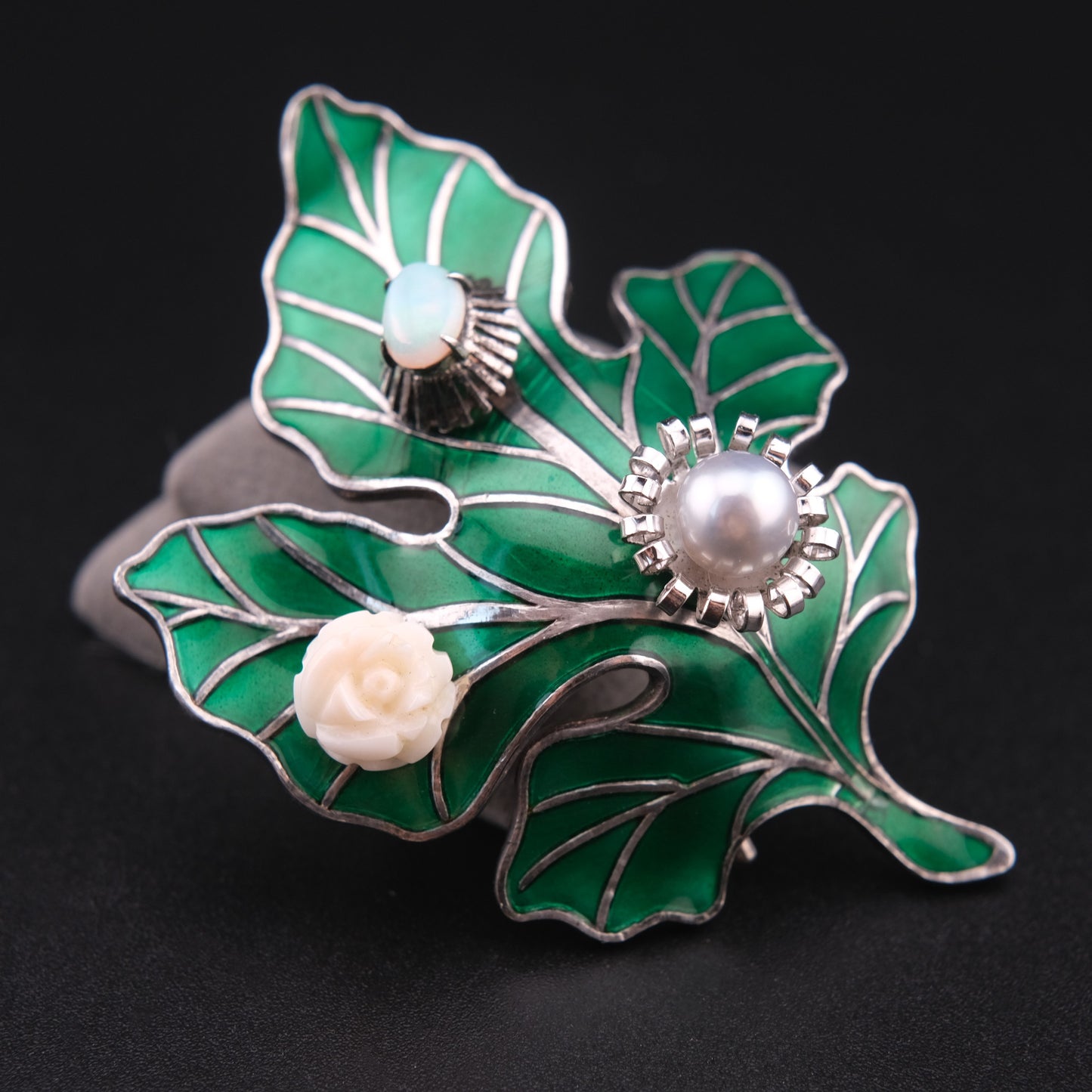 ❤️ Vintage High Silver Botanical Leaf Brooch with Opal & Pearl Accents