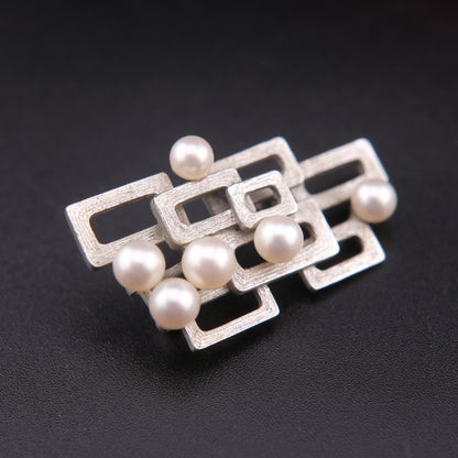 Tasaki Modernist Pearl Brooch – Sterling Silver 925 with Geometric Openwork Design