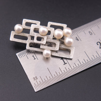 Tasaki Modernist Pearl Brooch – Sterling Silver 925 with Geometric Openwork Design