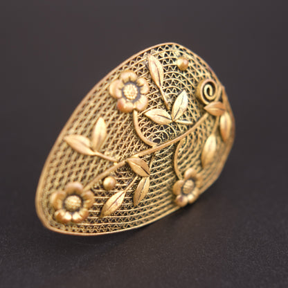 ❤️Vintage Gold-Tone Floral Czech Filigree Scarf Clip – Signed