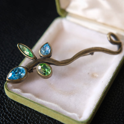 Ikuo Paris Sculptural Leaf Brooch – Vintage French Designer Jewelry