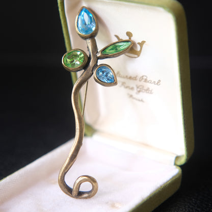 Ikuo Paris Sculptural Leaf Brooch – Vintage French Designer Jewelry