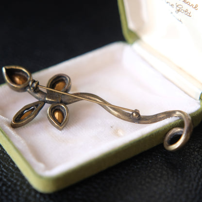 Ikuo Paris Sculptural Leaf Brooch – Vintage French Designer Jewelry