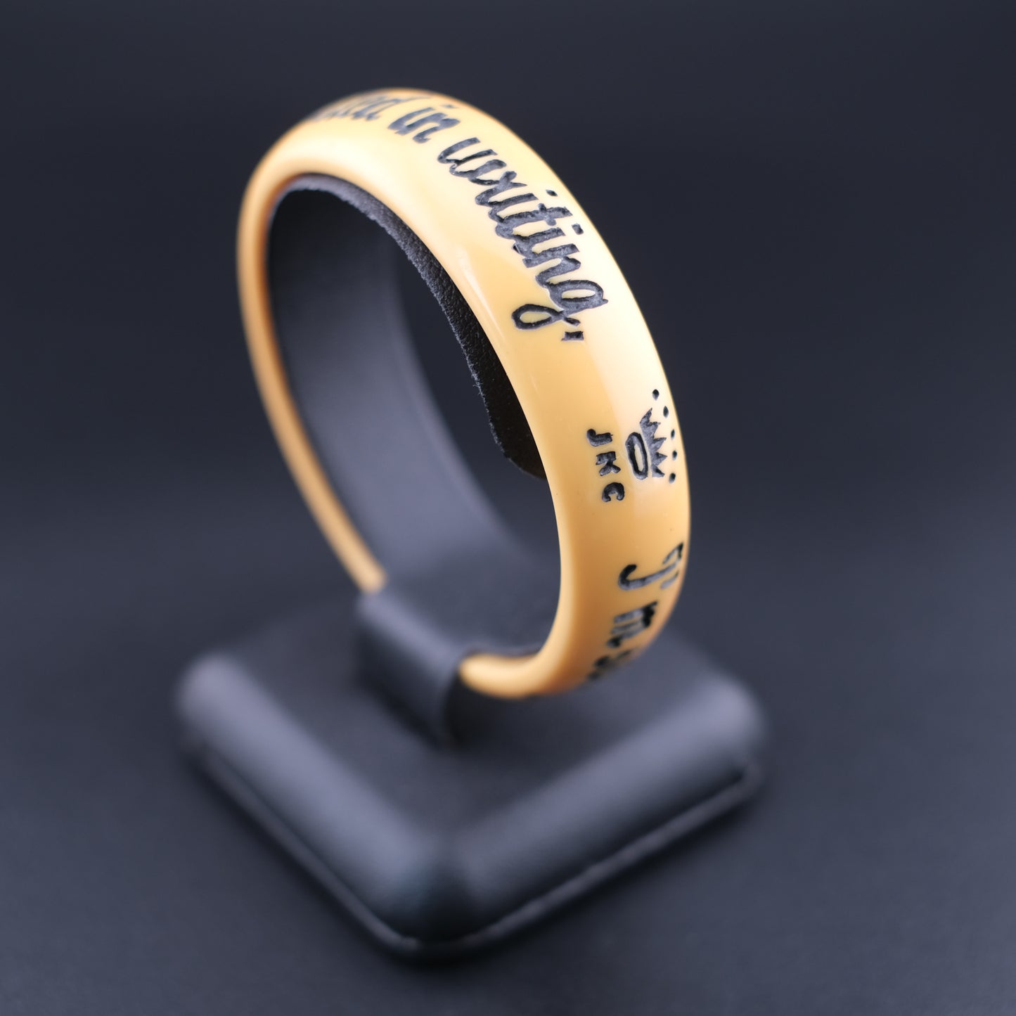 ❤️ Jessica Kagan Cushman Resin Quote Bangle – “I’m sorry, but all questions must be submitted in writing