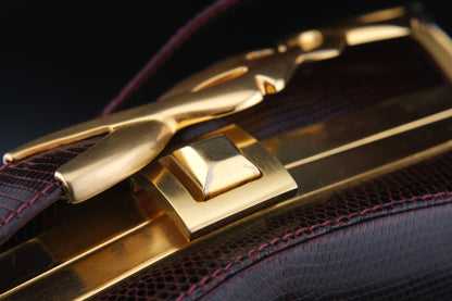 👜 Vintage Gucci Lizard Crossbody Bag with Sculptural Strap Accents