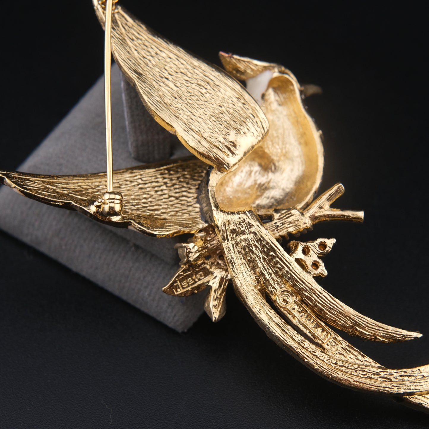 ❤️ Vintage D’orlan Enamel Bird Brooch with Rhinestones – Black & White Statement Figural Pin