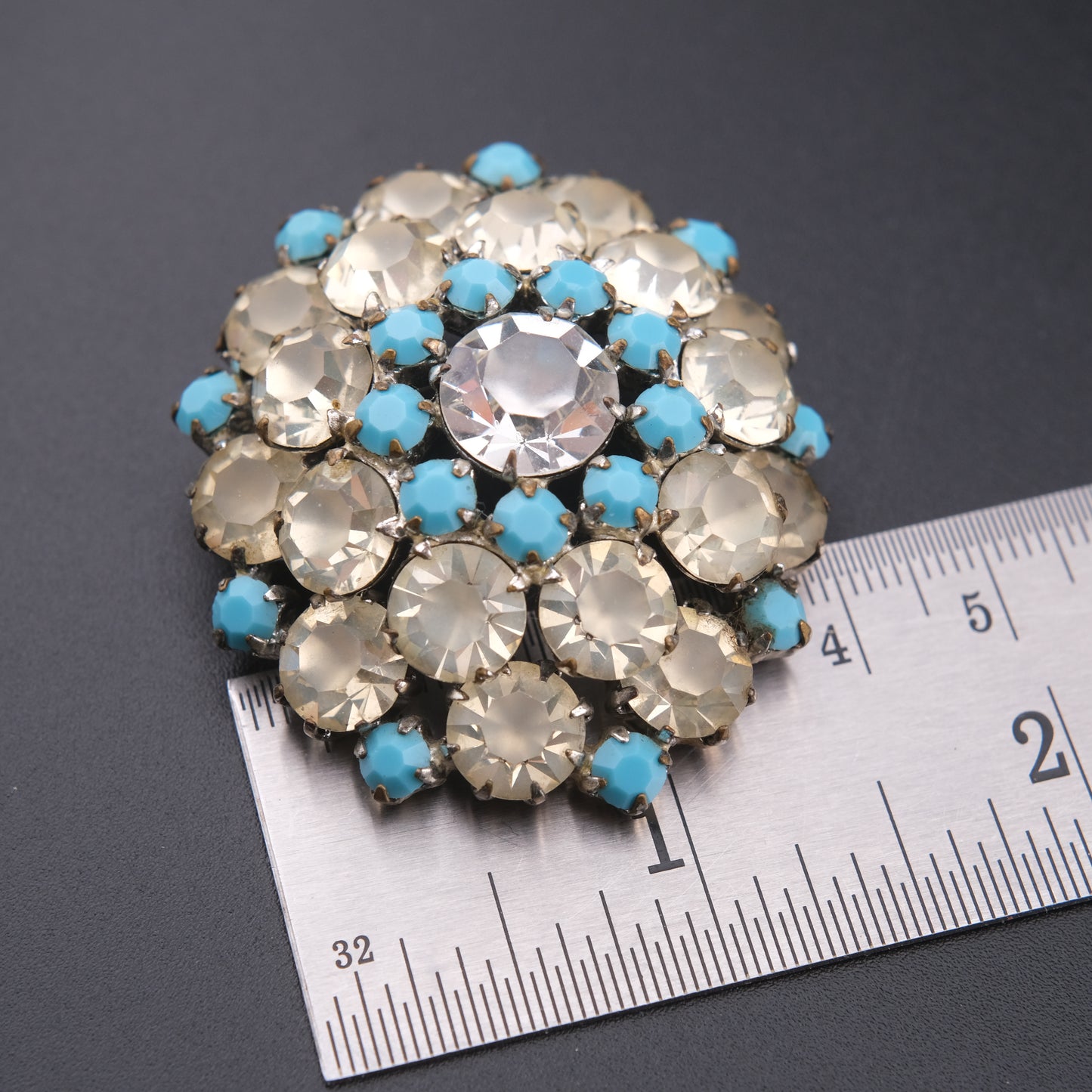 ❤️ Vintage Turquoise Blue & Smoky Clear Rhinestone Domed Cluster Brooch