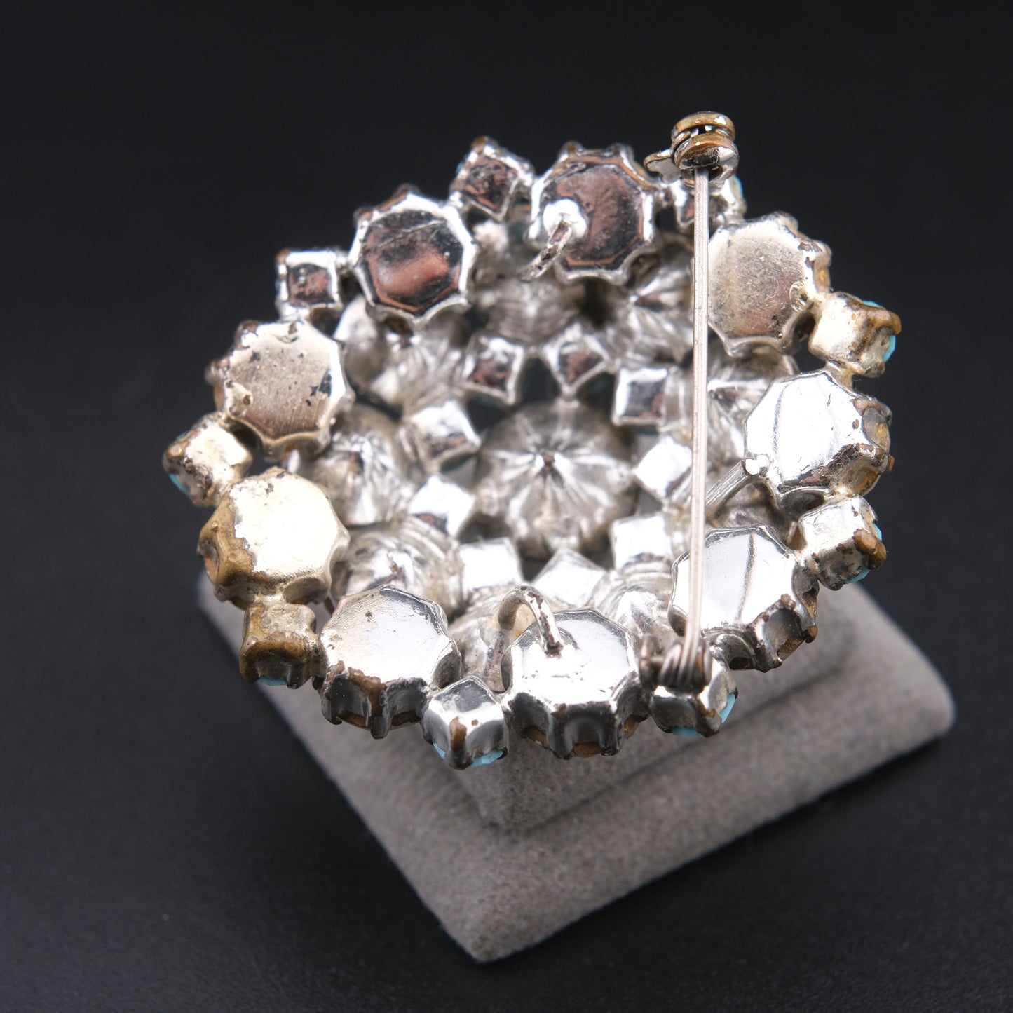 ❤️ Vintage Turquoise Blue & Smoky Clear Rhinestone Domed Cluster Brooch