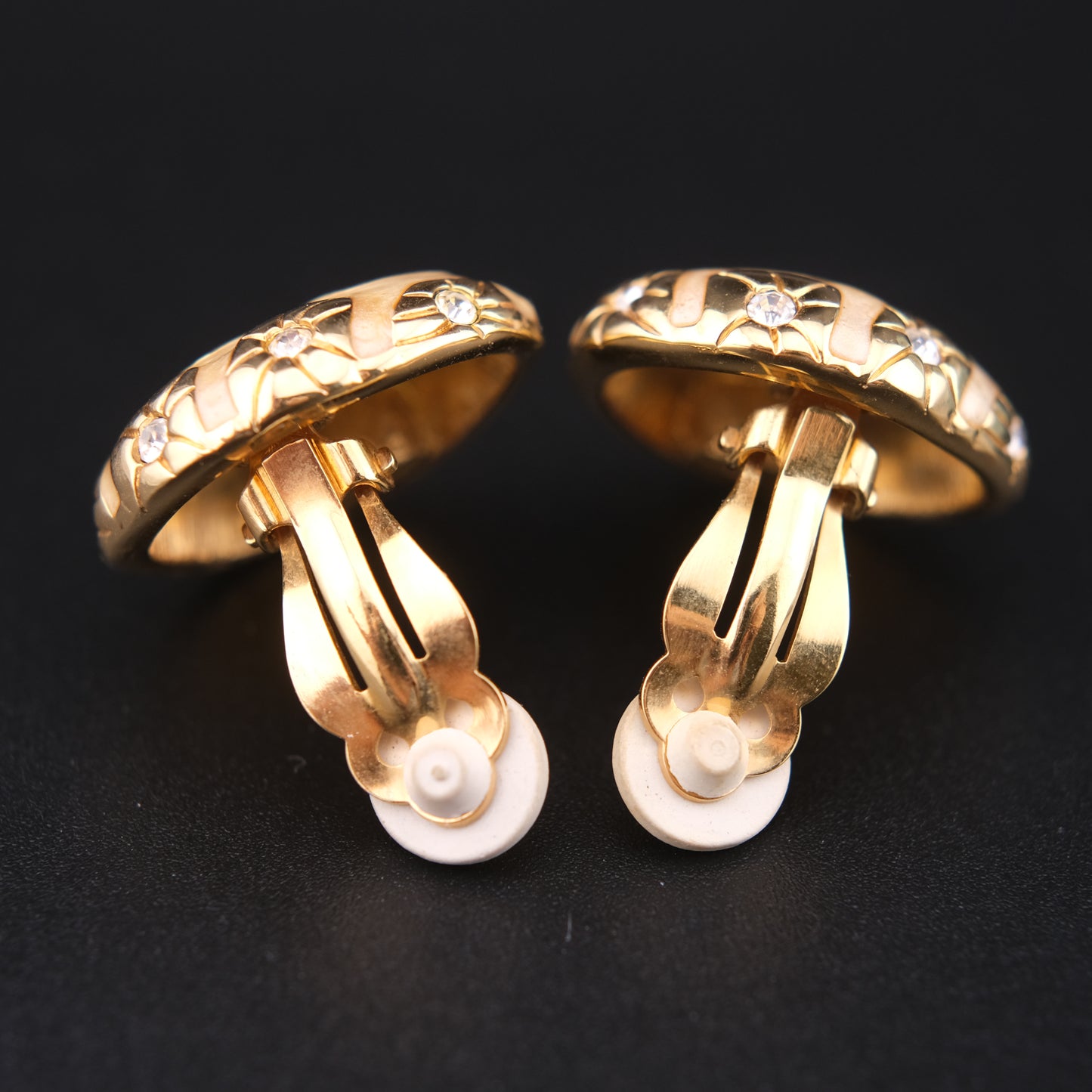 ❤️ Swarovski Dome Clip-On Earrings – Gold-Tone with Enamel & Crystal Accents