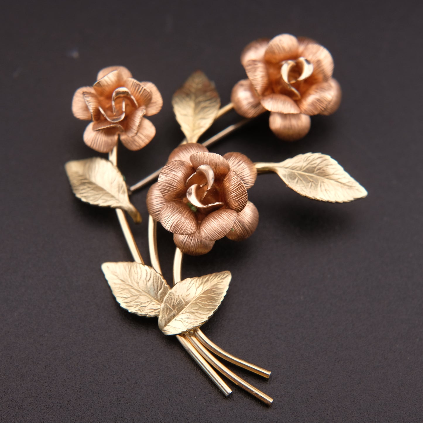 ❤️ Krementz Gold & Rose Tone Flower Stem Leaf Brooch
