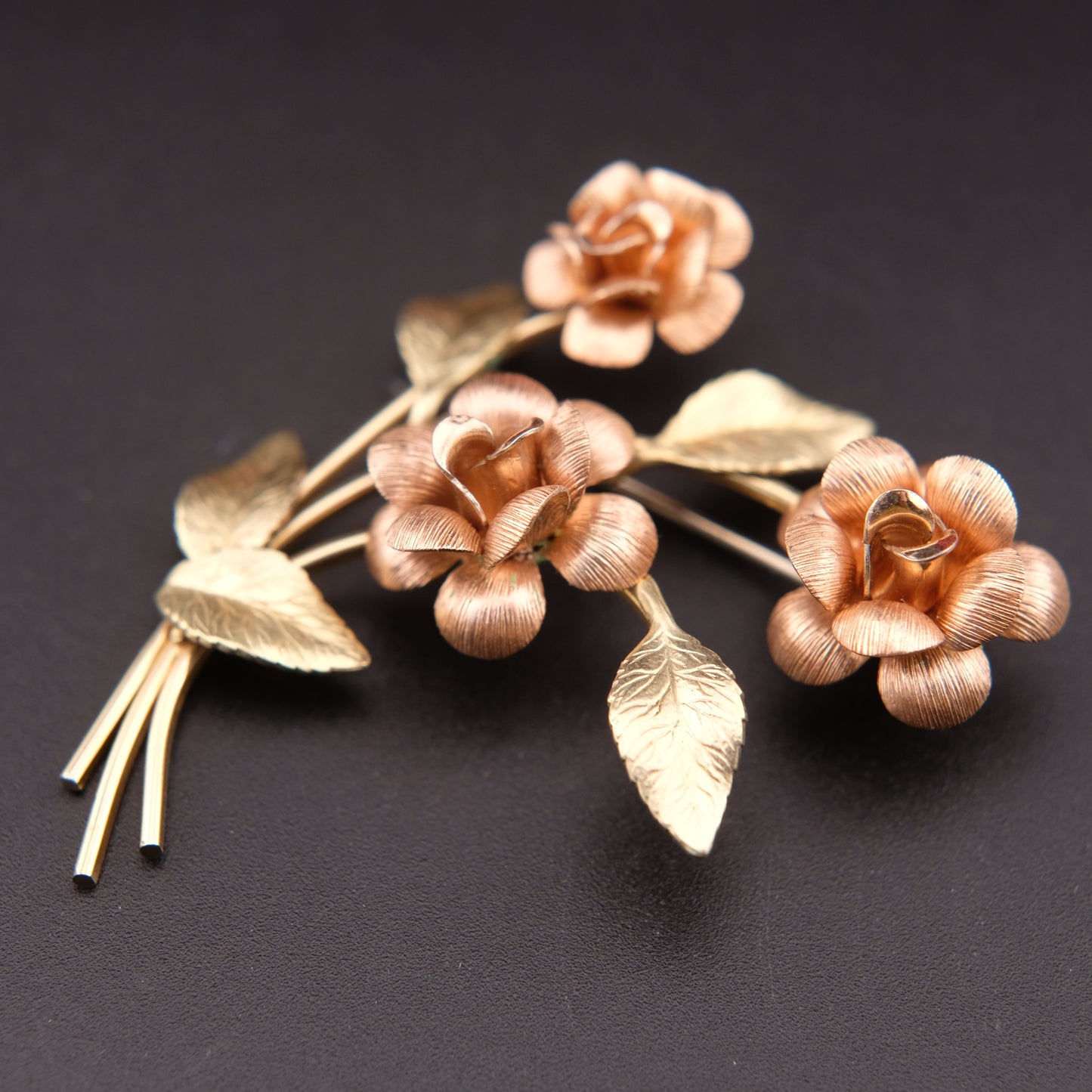 ❤️ Krementz Gold & Rose Tone Flower Stem Leaf Brooch