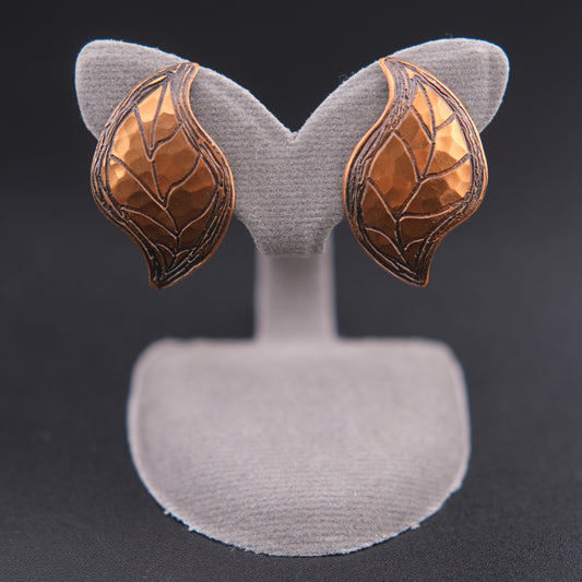 ❤️ Vintage MODA Handmade Malta Copper Leaf Clip Earrings