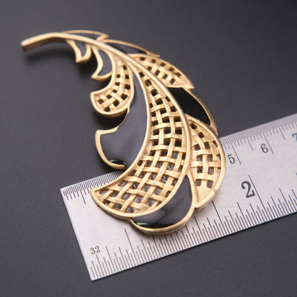 ❤️ Vintage Gold Tone & Black Enamel Openwork Feather Brooch Pin