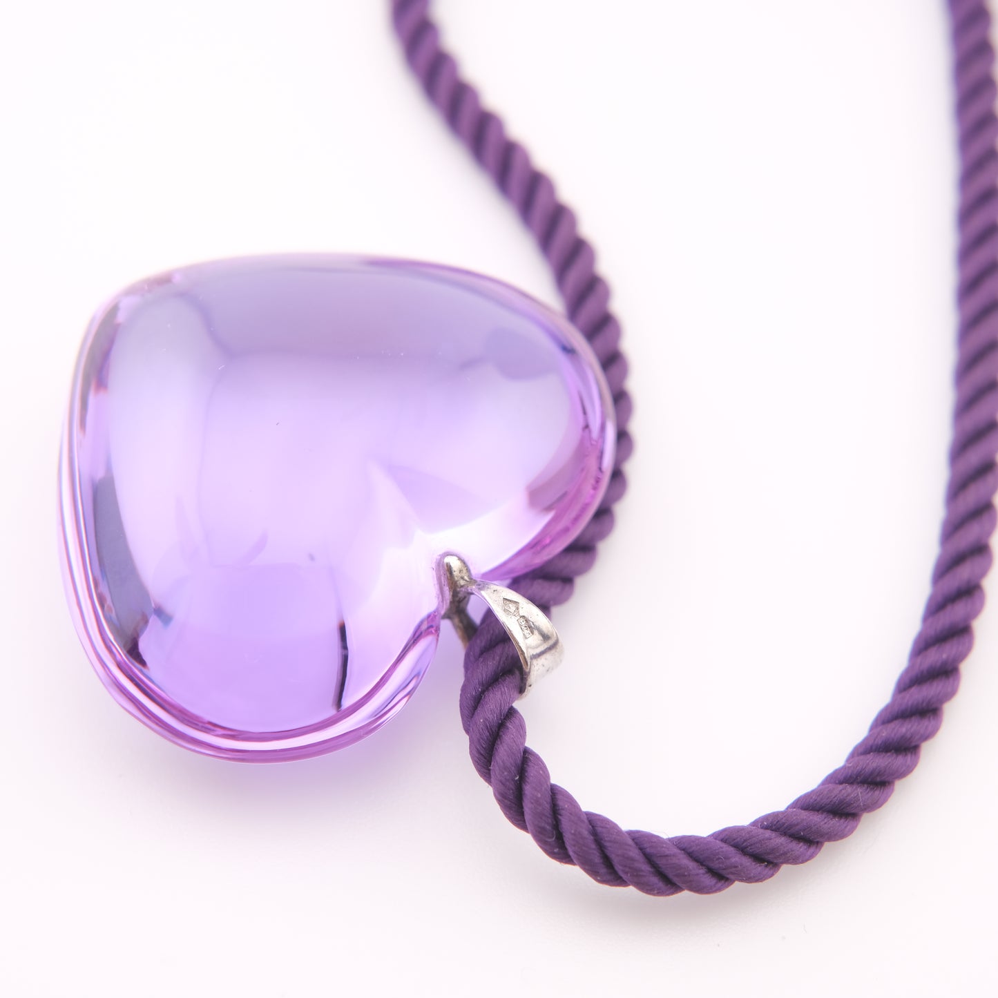 ❤️ Baccarat Crystal Heart Pendant Necklace – Purple Crystal on Cord