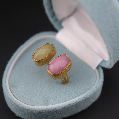 ❤️ Vintage Brass Sculptural Adjustable Ring with Dual Semi-Translucent Stones