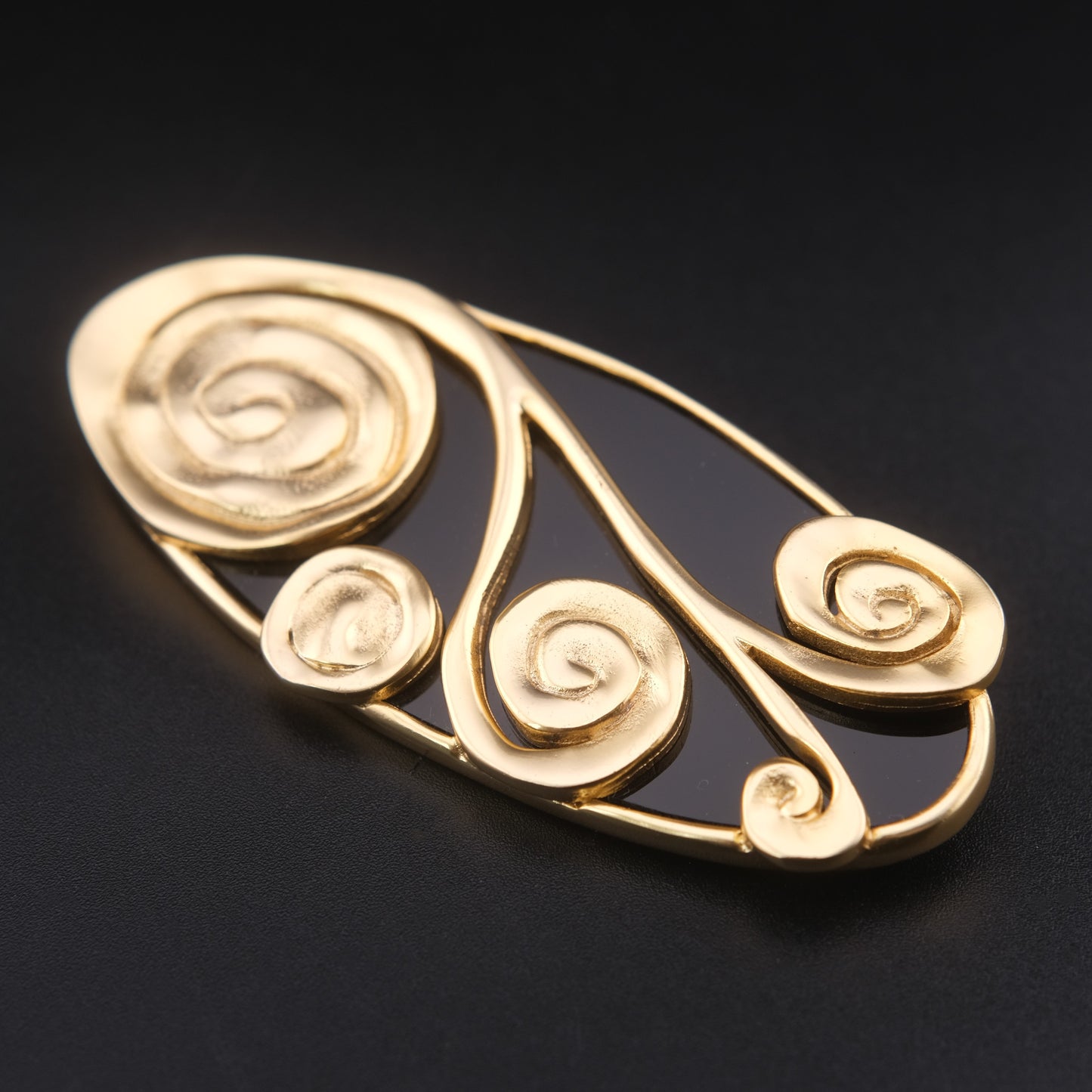 ❤️ Vintage Abstract Gold Tone & Black Sculptural Brooch – Large Swirl Statement Pin