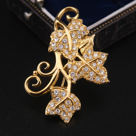 ❤️ Swarovski Ivy Leaf Brooch – Gold-Tone with Clear Crystals