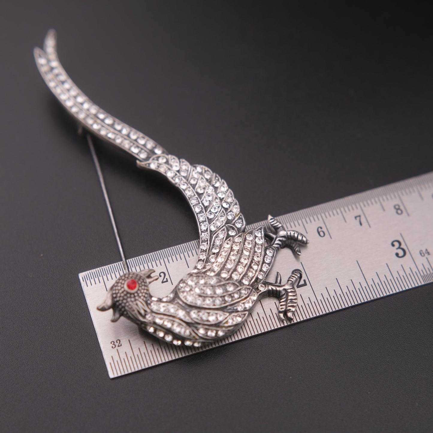 ❤️ Vintage Rhinestone Phoenix Bird Brooch Silver Tone Dramatic Tail Pin