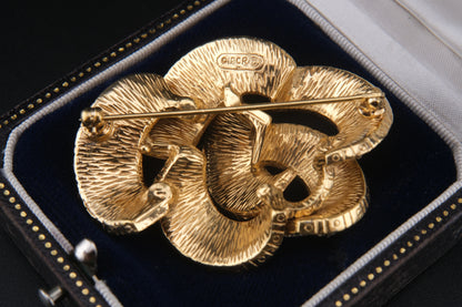 Vintage Ciner Brooch – Gold-Tone Interlocking Loops with Clear Rhinestones