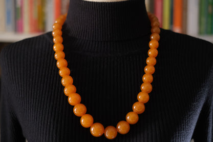 ❤️ Vintage Pressed Amber Graduated Bead Necklace Honey Orange 25"