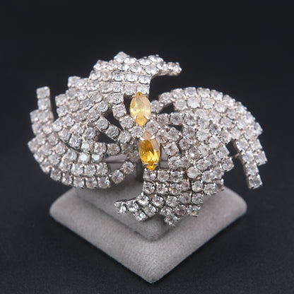 ❤️ Vintage Rhinestone Swirl Brooch with Yellow Accents