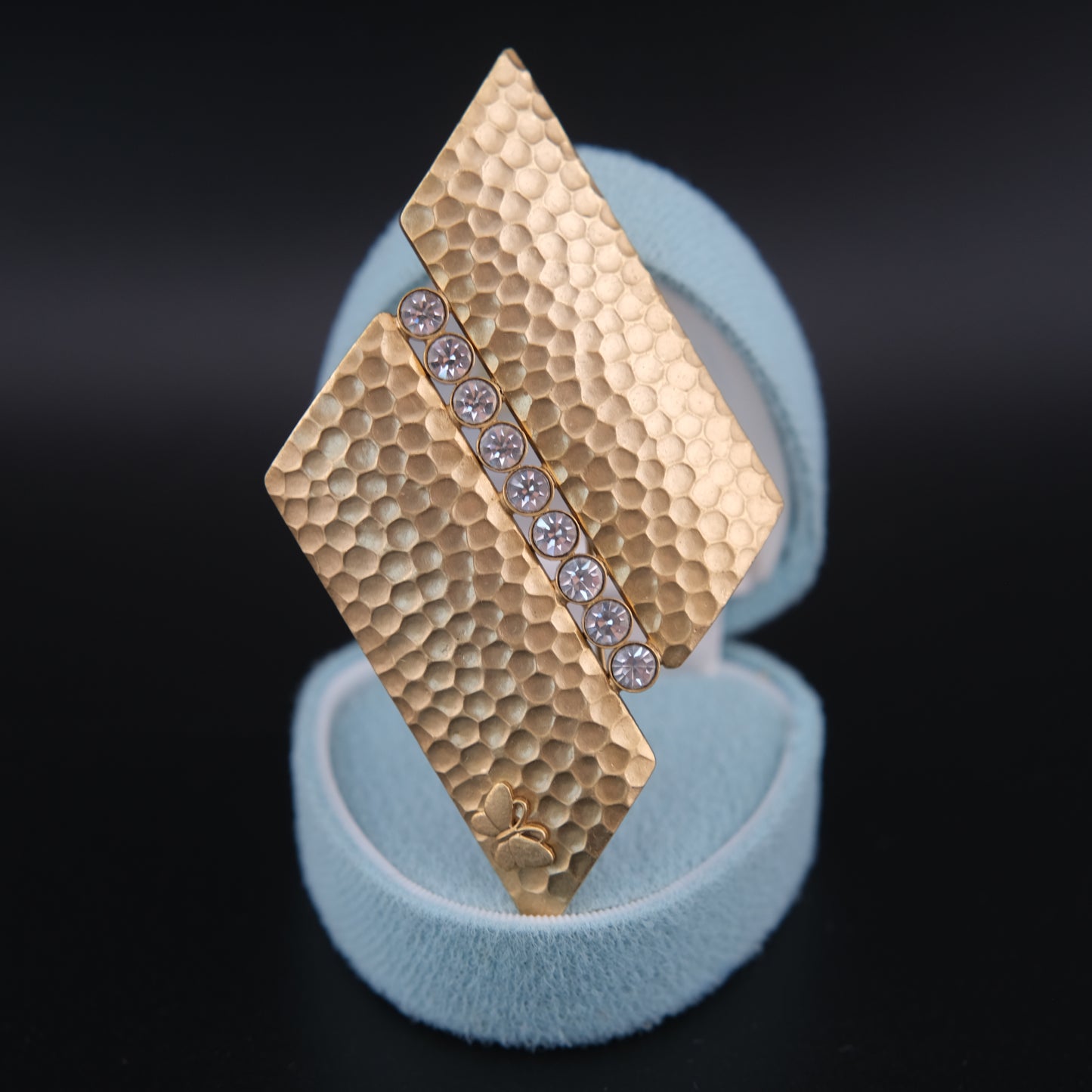 ❤️ Vintage Hanae Mori Hammered Gold-Tone Crystal Brooch | Signed HN