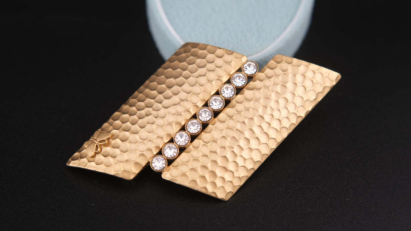 ❤️ Vintage Hanae Mori Hammered Gold-Tone Crystal Brooch | Signed HN