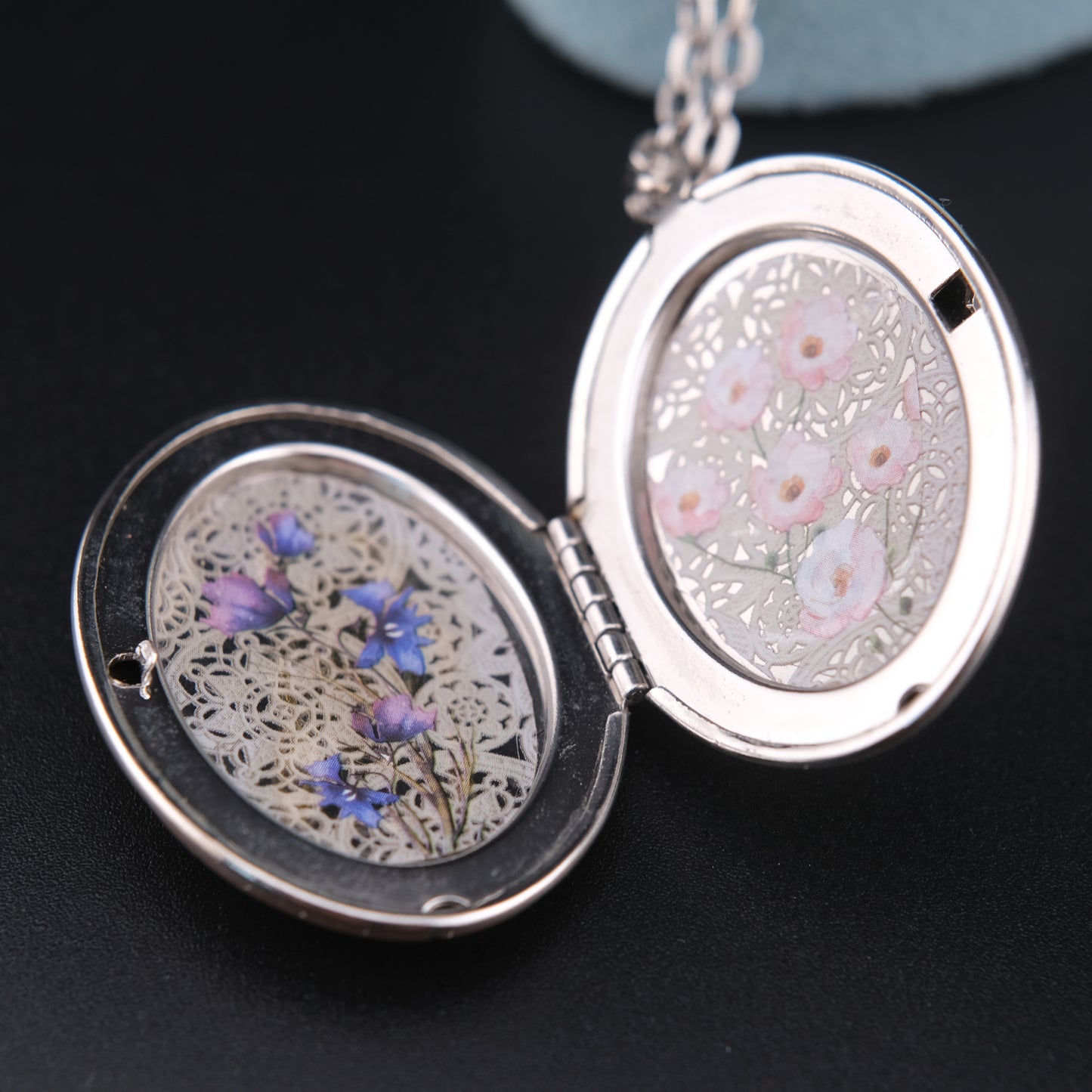 ❤️ Vintage Floral Locket Pendant Necklace – Silver-Tone with Art Nouveau Style Design